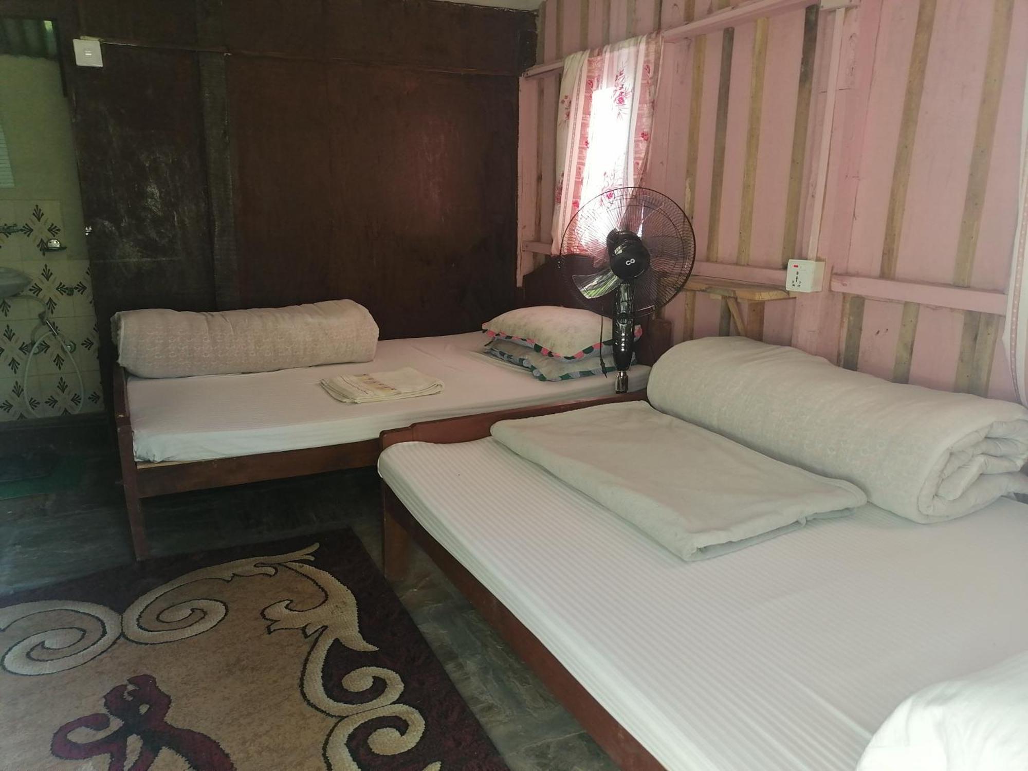 Jungle Crown Organic Homestay Nagarkot Rom bilde